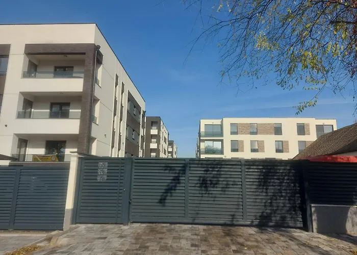 Danube Riverfront 8 アパート *